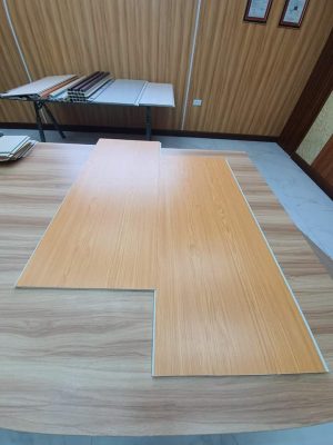 nhựa ốp tường vân gỗ