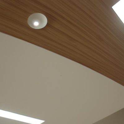 đóng Trần Nhựa Giả Gỗ