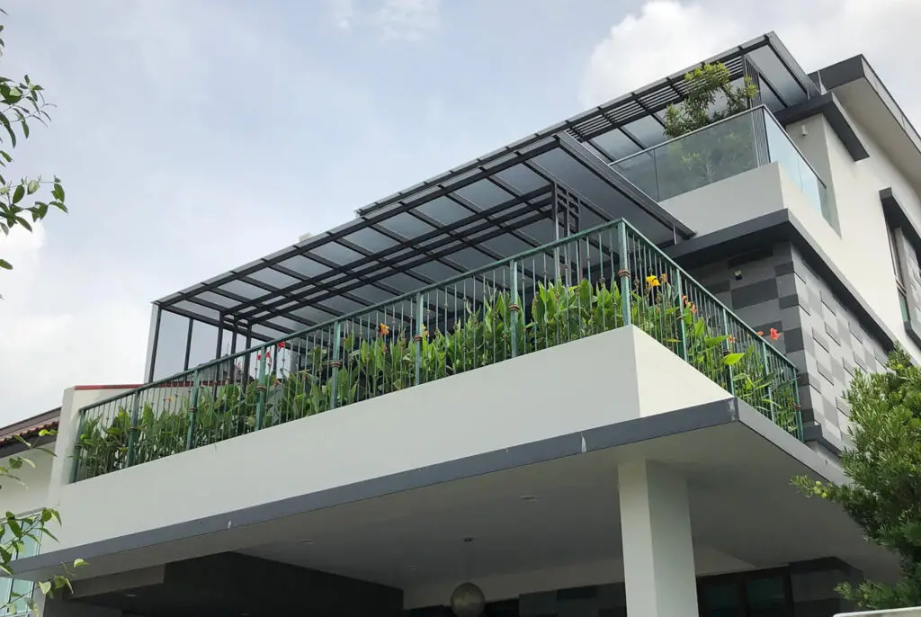 Tấm polycarbonate đục rỗng chịu được va đập cao: Một giải pháp vượt trội cho các công trình xây dựng Tấm polycarbonate đục rỗng chịu được va đập cao: Một giải pháp vượt trội cho các công trình xây dựng
