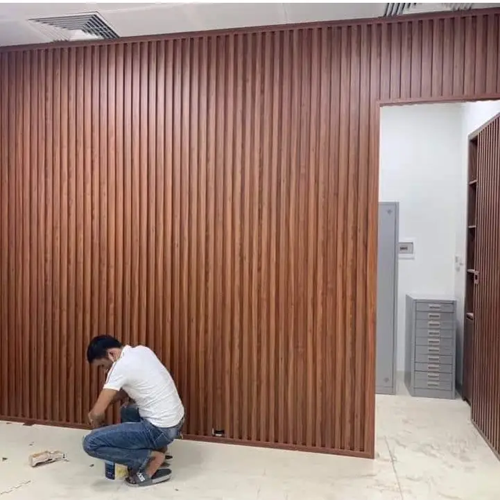 Lam Sóng Nhựa: Lựa Chọn Hoàn Hảo Cho Trang Trí Nội Thất Hiện Đại