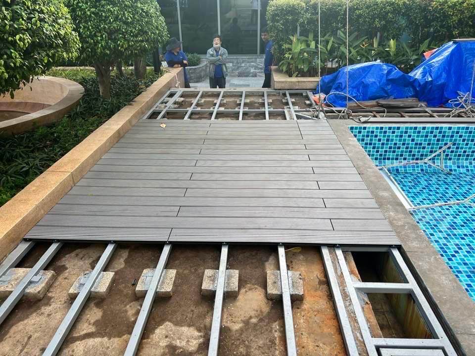 Bề mặt tấm ốp gỗ nhựa ngoài trời