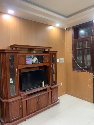 Nhựa ốp tường giả gỗ NTA hoàn thiện phòng khách