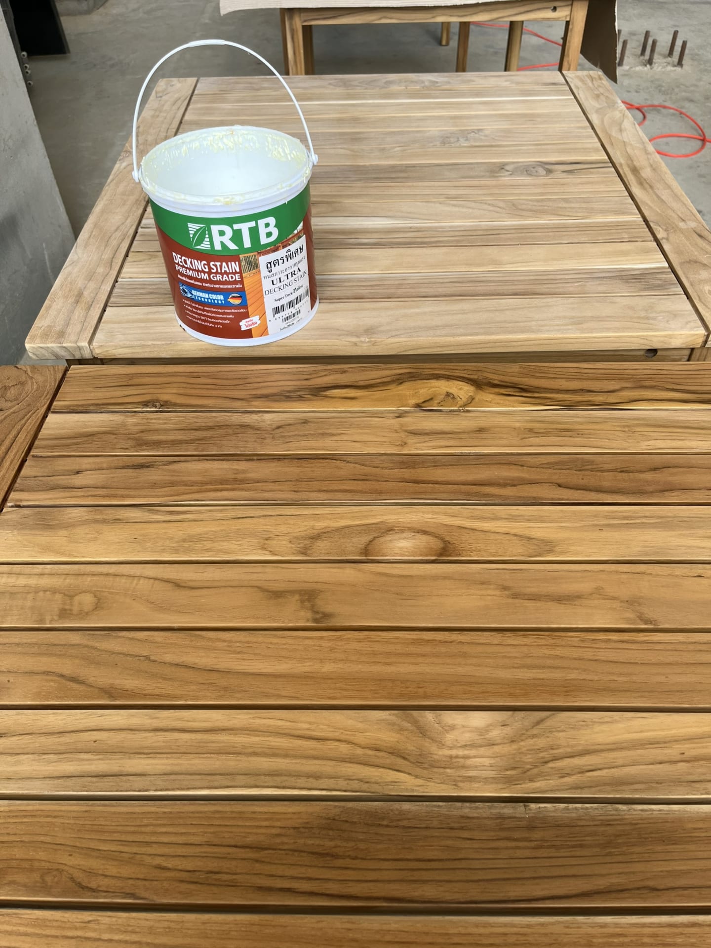 sàn gỗ teak hồ bơi - Chi tiết thi công thực tế sàn gỗ teak hồ bơi