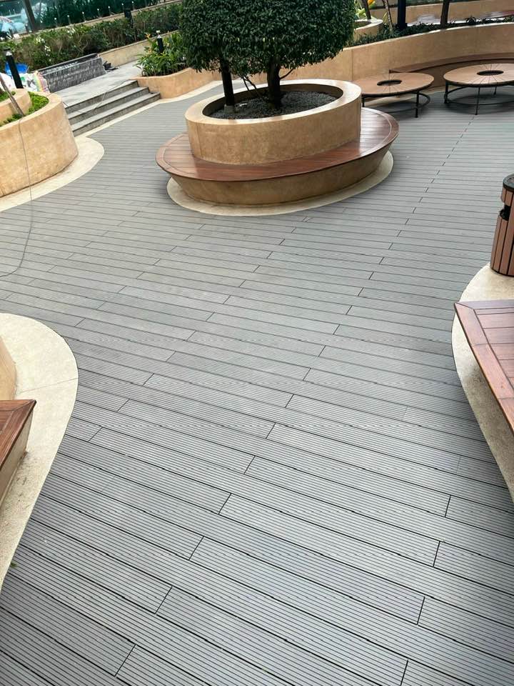 Các profile WPC có chiều rộng phủ và cách ghép khác nhau